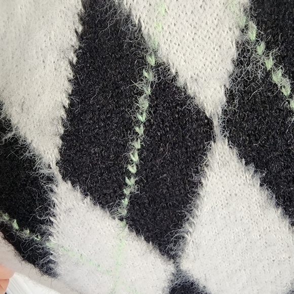 Free People Through the Motions Short Sleeve Argyle Sweater Vest Size Medium - Picture 4 of 8